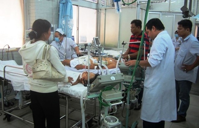 Hon 5.000 nguoi nhap vien vi danh nhau dip Tet hinh anh