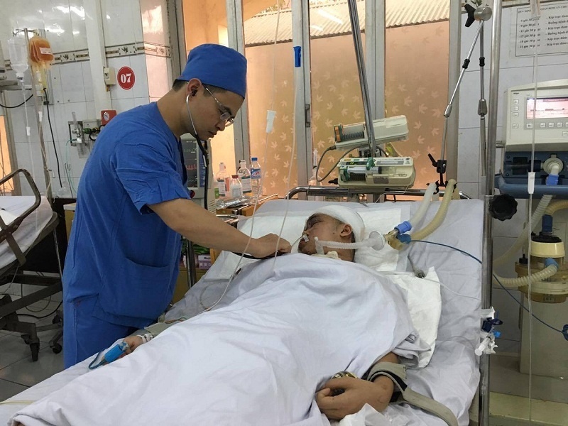 Vu no o Ha Dong: Me nguy kich, con 7 thang tuoi khat sua hinh anh