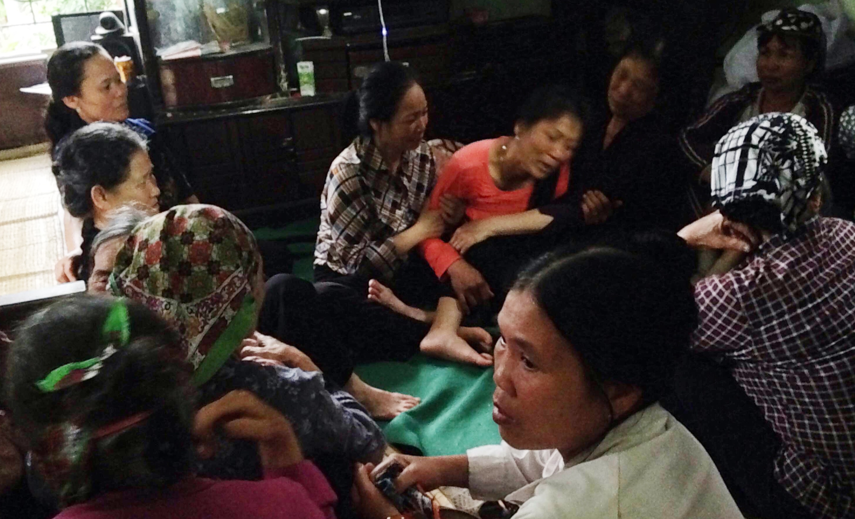 me sat hai 2 con o Hai Duong anh 2