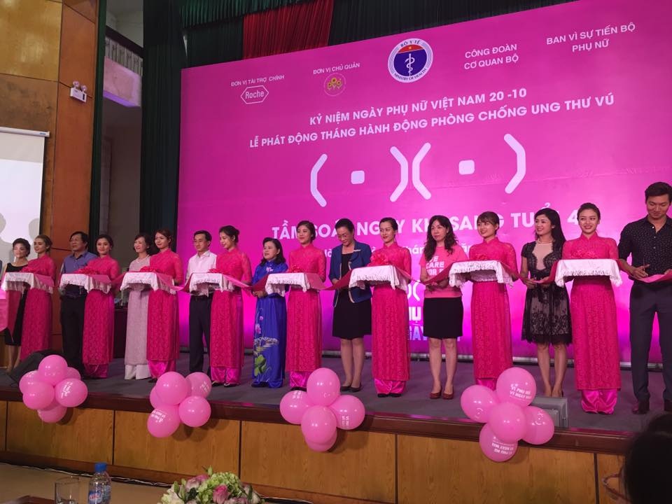 Kham sang loc ung thu vu mien phi anh 1