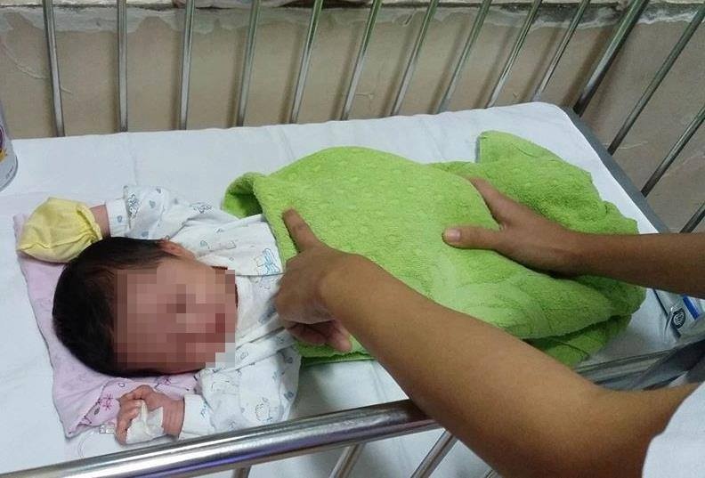 San phu am tham bo di sau khi sinh con tai benh vien hinh anh