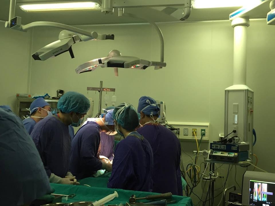 cắt đứt dương vật và tinh hoàn ảnh 1 cat dut duong vat va tinh hoan anh 1