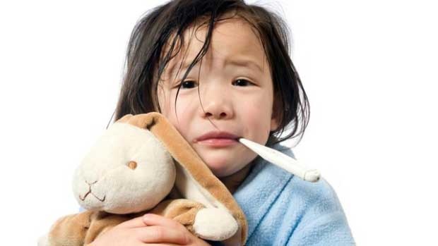 trẻ bị sốt ảnh 1 tre bi sot anh 1