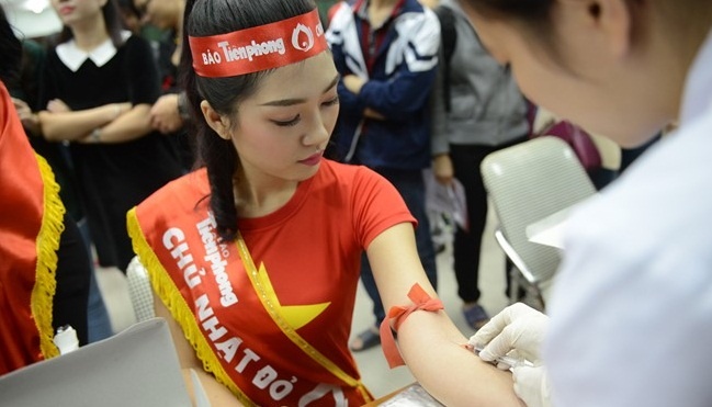 Khan hiem mau dip Tet Nguyen dan hinh anh