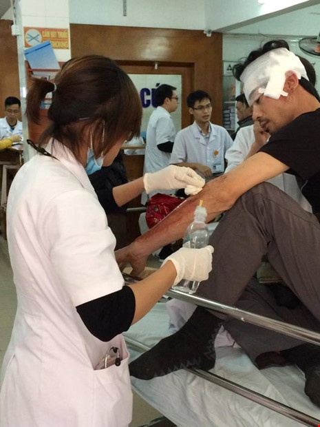 đánh nhau dịp Tết ảnh 1 danh nhau dip Tet anh 1