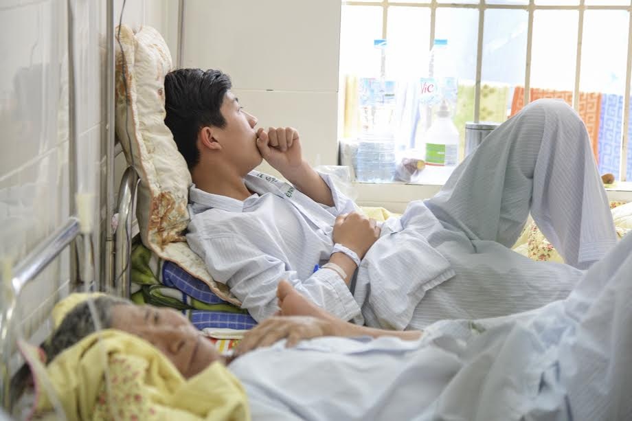 Dung chet vi thieu hieu biet ve sot xuat huyet hinh anh