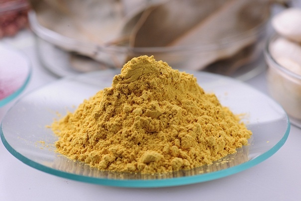 Sai lam khi cho tre an bot gao xay cung cac loai hat hinh anh