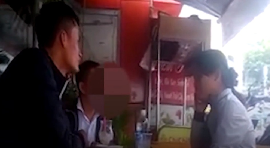 Khong cam nguoi hien va nhan than gap nhau: Lo hong cho co long hanh? hinh anh