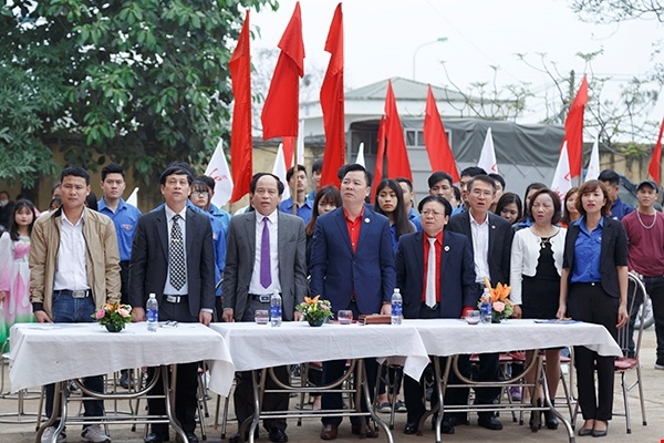 Du dang ban ron di cay,  ba Le Thi Ha (xa Kim Thu, anh 2