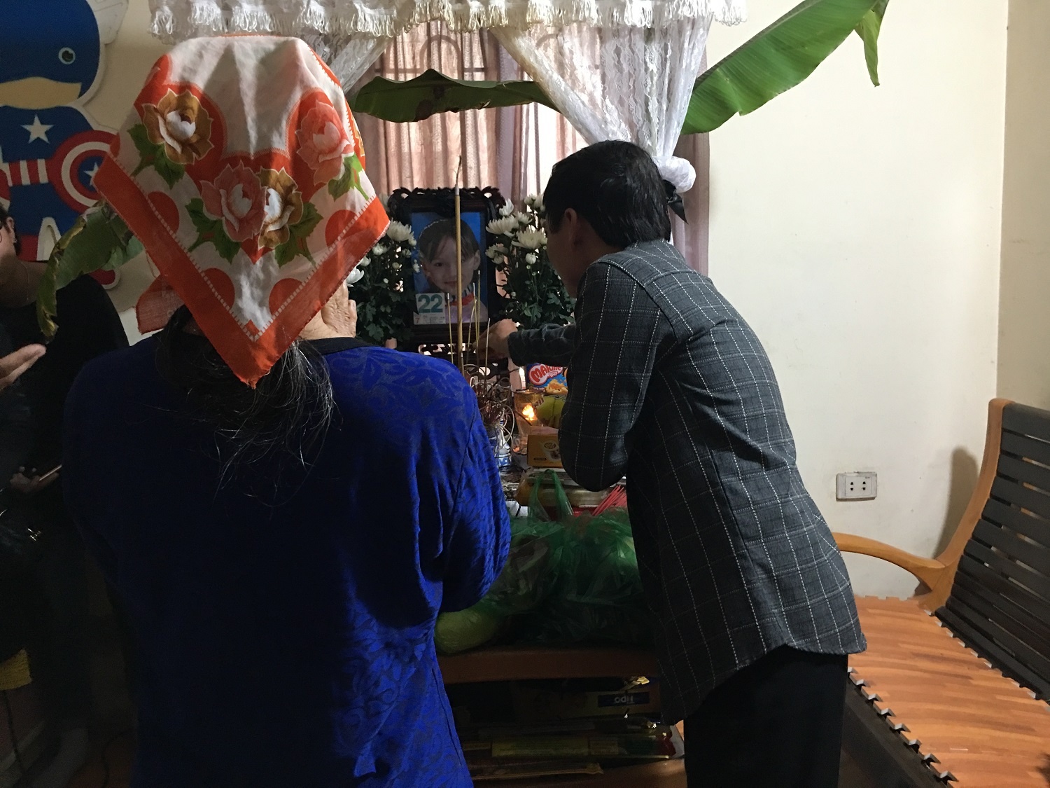 cuộc hội ngộ của bé Hải An với mẹ ảnh 2 cuoc hoi ngo cua be Hai An voi me anh 2