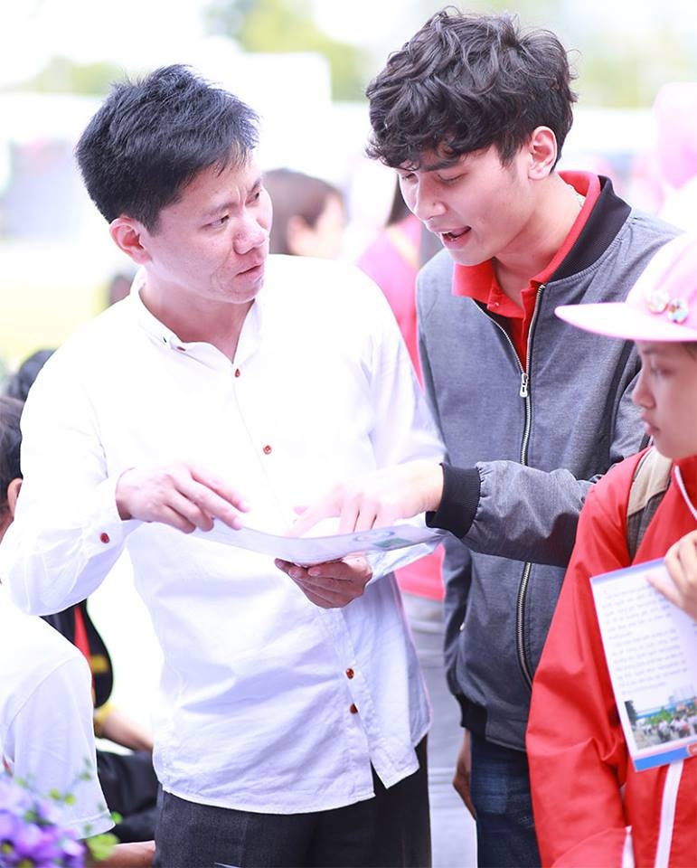 Bệnh nhân hemophilia ảnh 1 Benh nhan hemophilia anh 1