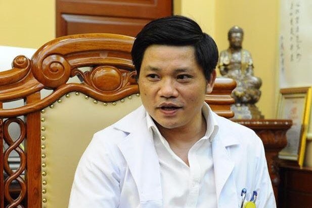 Giam doc BV Phu san Ha Noi noi ve viec dung da ke da de ha sot hinh anh