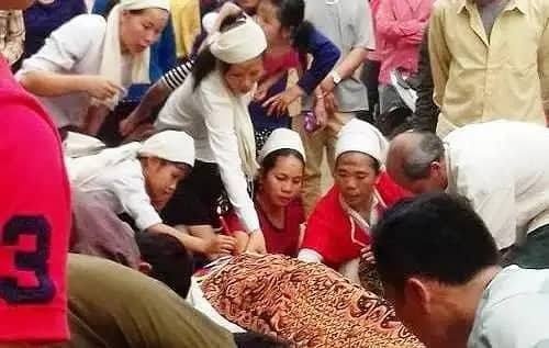 bà bầu tử vong do thầy lang phá thai bằng que nứa ảnh 1 ba bau tu vong do thay lang pha thai bang que nua anh 1