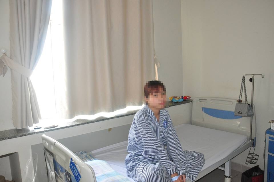Lần đầu tiên mổ nội soi u xơ tuyến vú  ảnh 1 Lan dau tien mo noi soi u xo tuyen vu anh 1