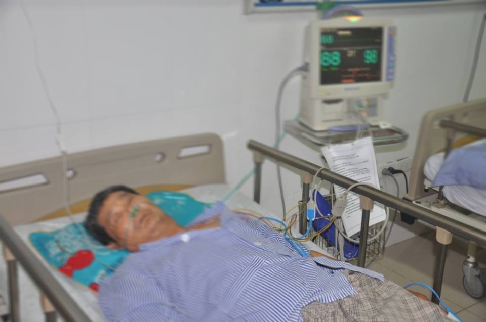 Nguoi dan ong bong do 3 sau khi chuom nong bang la ngai cuu hinh anh