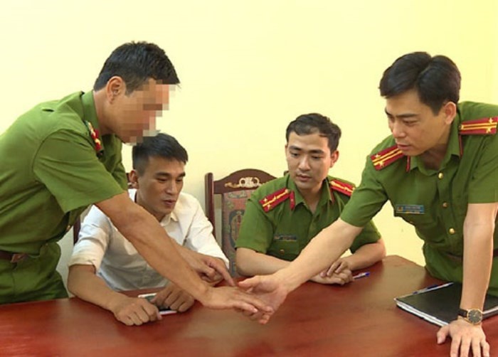 8 cong an tinh Hung Yen bi phoi nhiem HIV khi bat toi pham buon ma tuy hinh anh