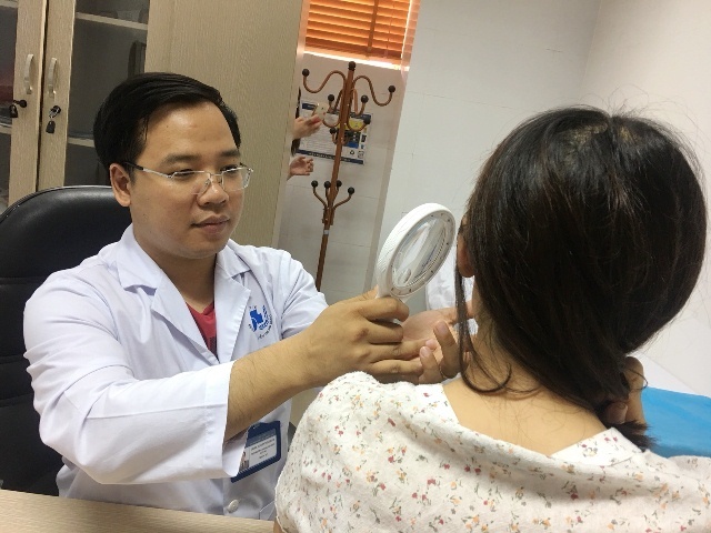 Nhieu ba bau gap bien chung vi dap la vao vung kin chua sui mao ga hinh anh