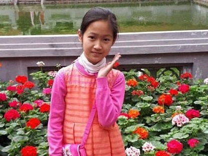 Be gai 12 tuoi hien giac mac khi qua doi hinh anh