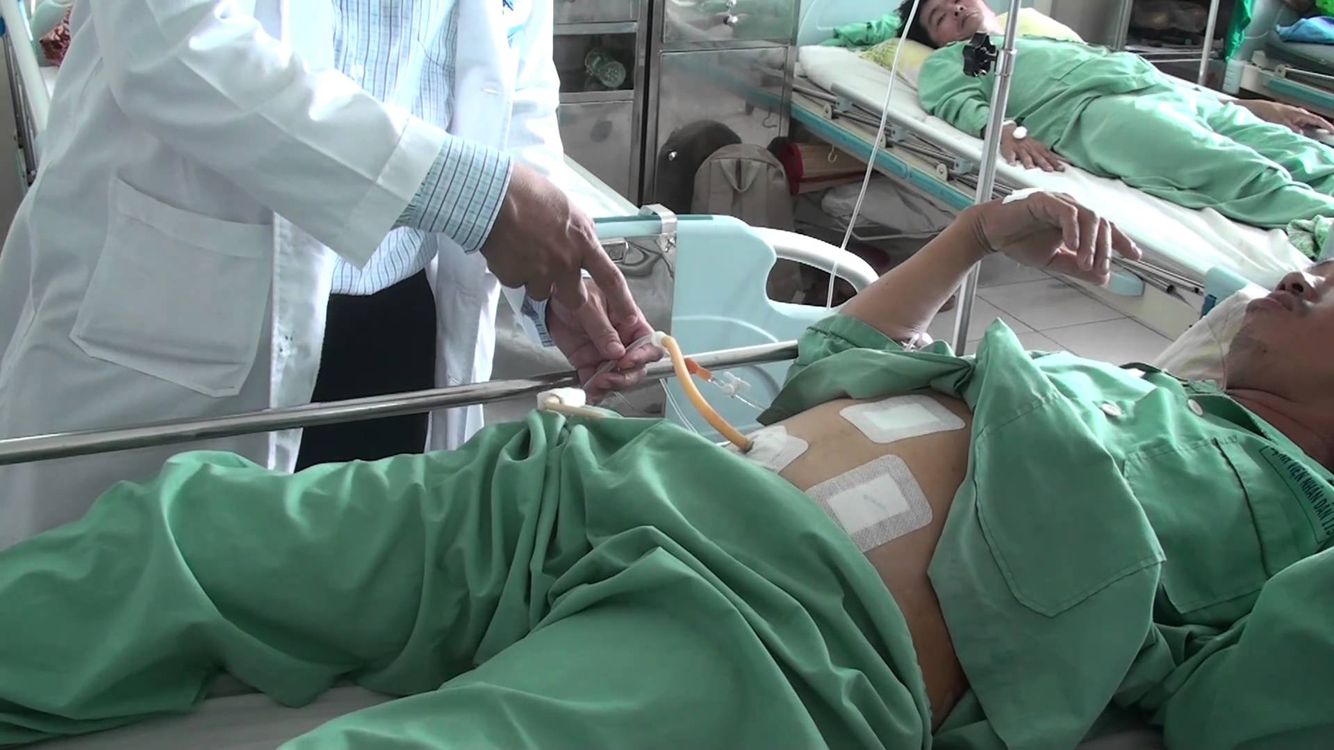 Nghi ngo gian lan, BHXH tu choi thanh toan tai nhieu benh vien hinh anh