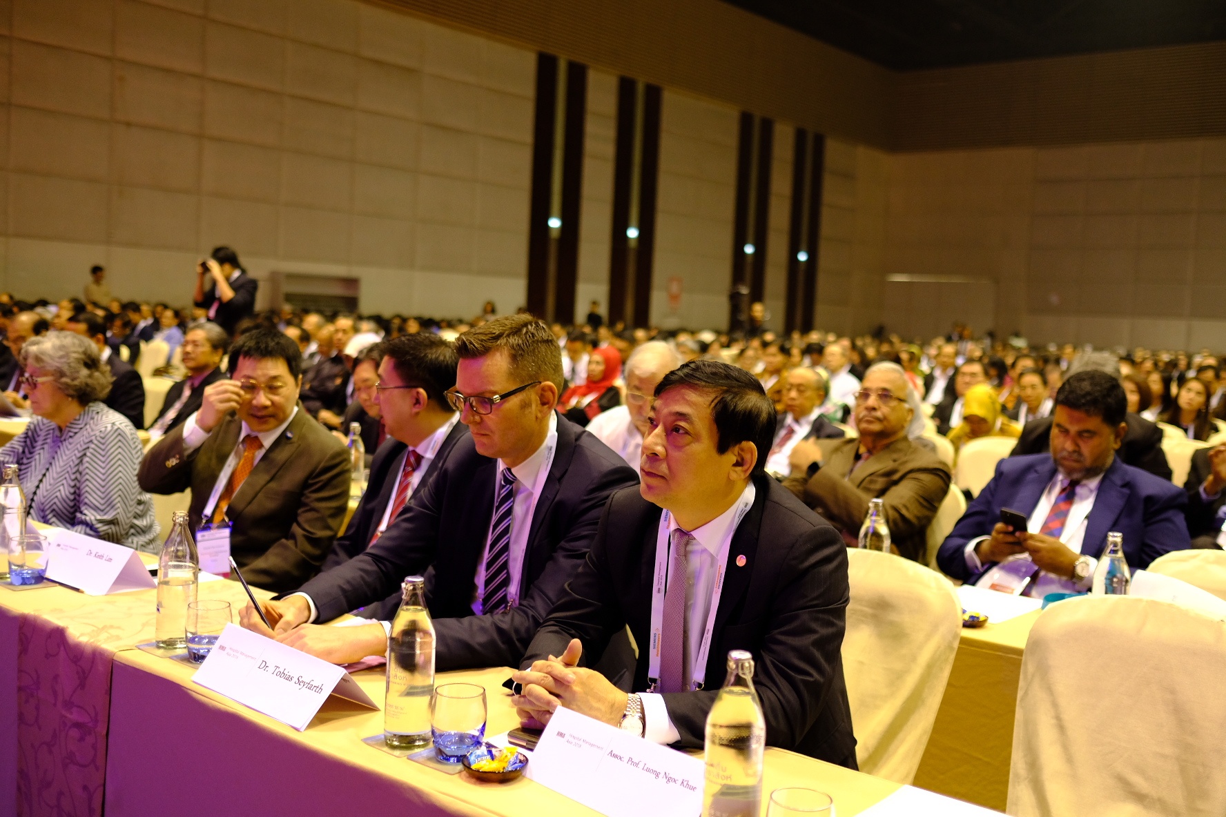 Viet Nam dang cai Hoi nghi quan ly benh vien chau A 2019 hinh anh