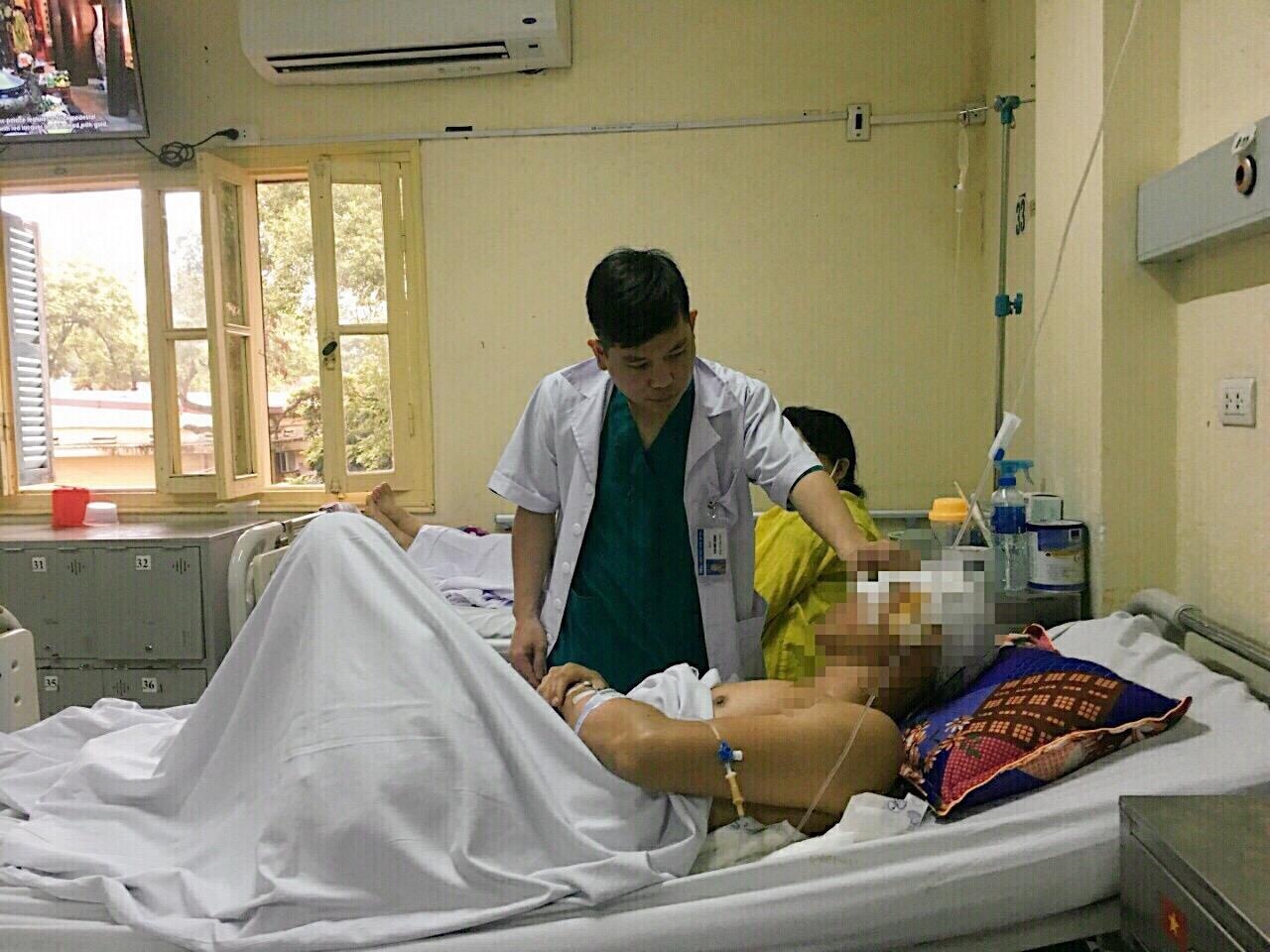 nam cong nhan bi may de nat mat anh 1