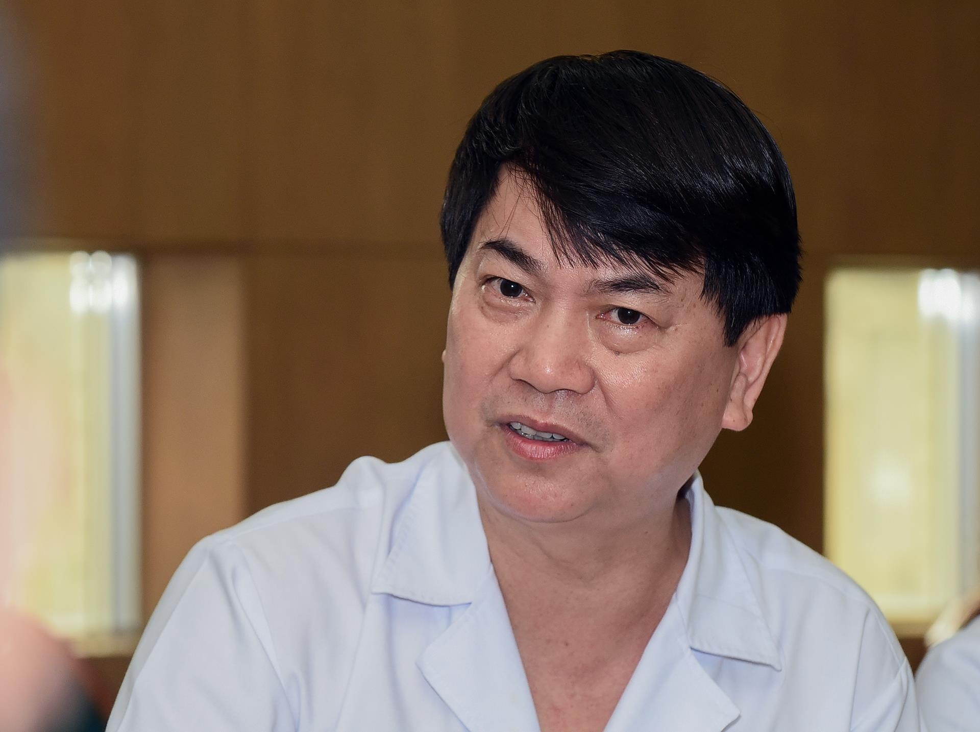 Benh vien Bach Mai ban thuoc rom anh 2