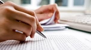 Khi dong tien 'sach, ban' vao de thi hoc ky o Sai Gon hinh anh