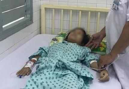 Be gai 14 tuoi bi ung thu co tu cung giai doan cuoi hinh anh