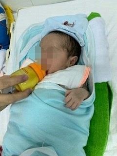 benh ly di dang duong dan khi phoi bam sinh anh 1