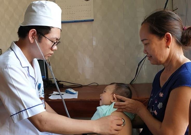 Bo Y te dung them mot vac xin 5 trong 1 moi anh 1