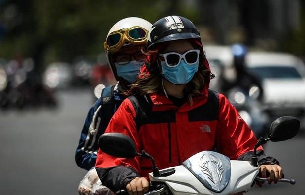 Can benh de mac khi nang nong anh 1