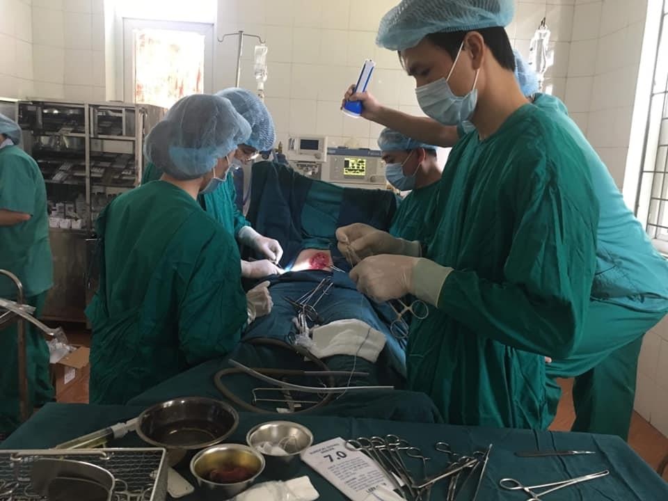 đau bụng ảnh 1 dau bung anh 1