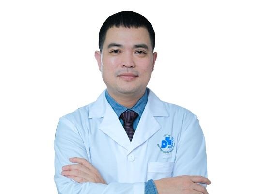 tẩy nốt ruồi sai cách ảnh 1 tay not ruoi sai cach anh 1