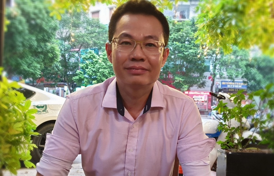 Bi to viet sach ve benh ung thu phan khoa hoc, tac gia noi gi? hinh anh