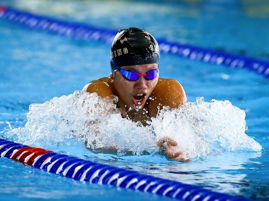 Nu van dong vien lam the nao khi ngay thi dau gap 'den do'? hinh anh