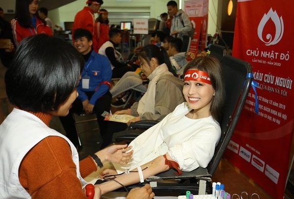 thieu mau dieu tri dip Tet anh 1