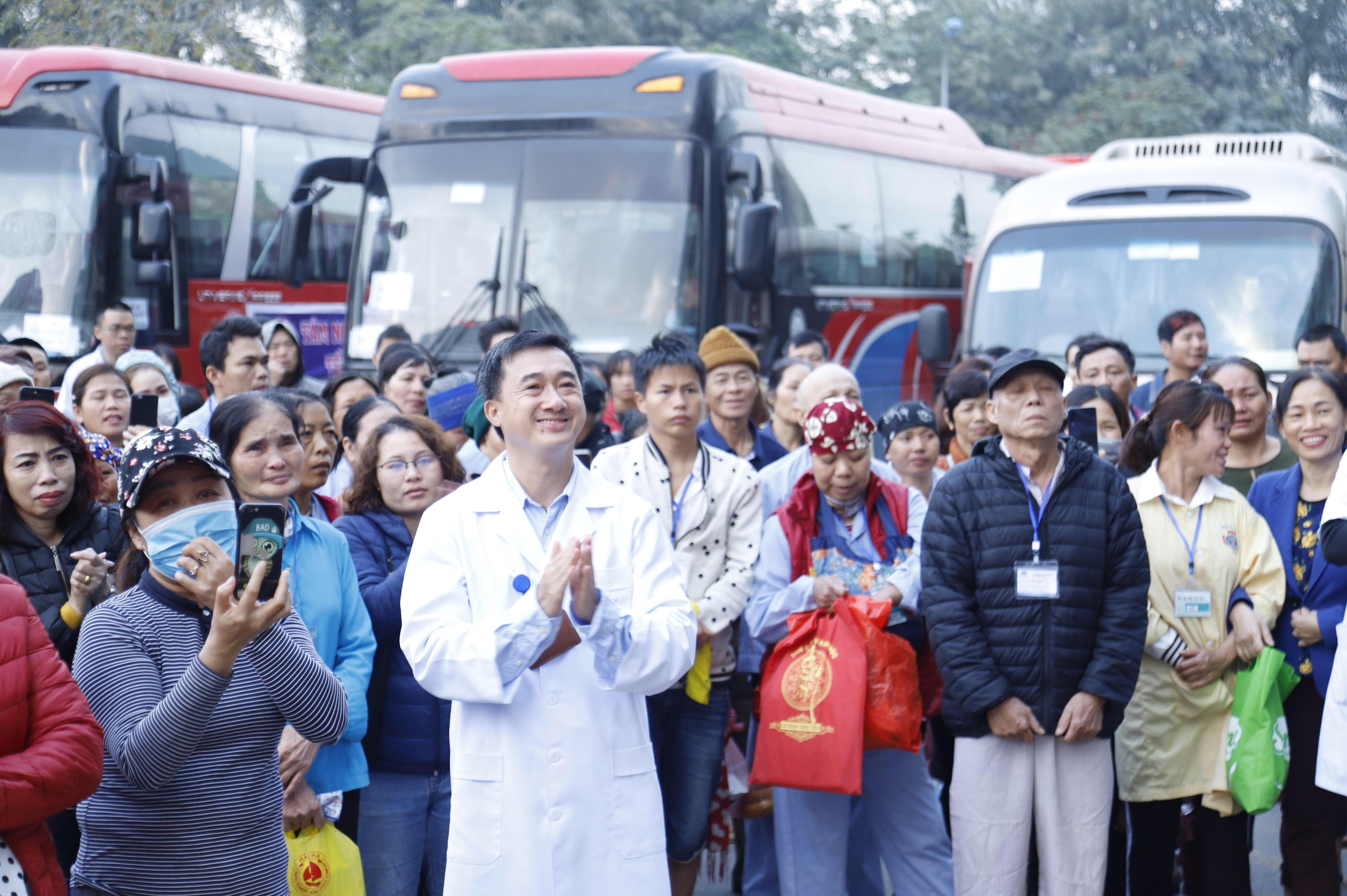 Chuyen xe yeu thuong anh 2