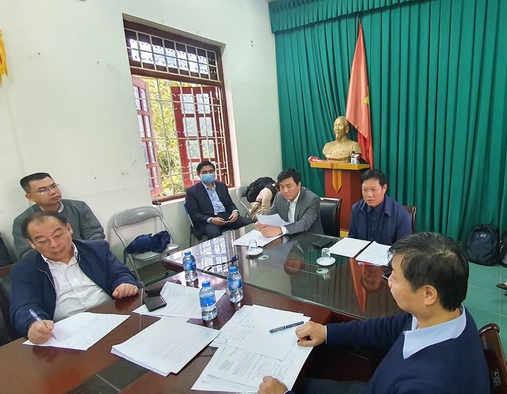 Theo doi suc khoe hon 10 nghin nguoi dan tai xa Son Loi anh 1