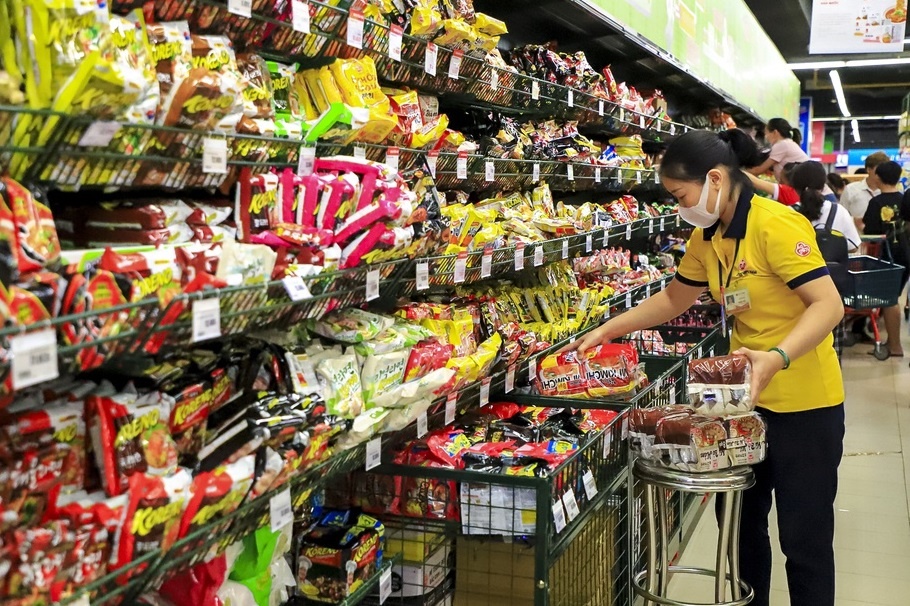 Khong di sieu thi neu co bieu hien sot, ho hinh anh