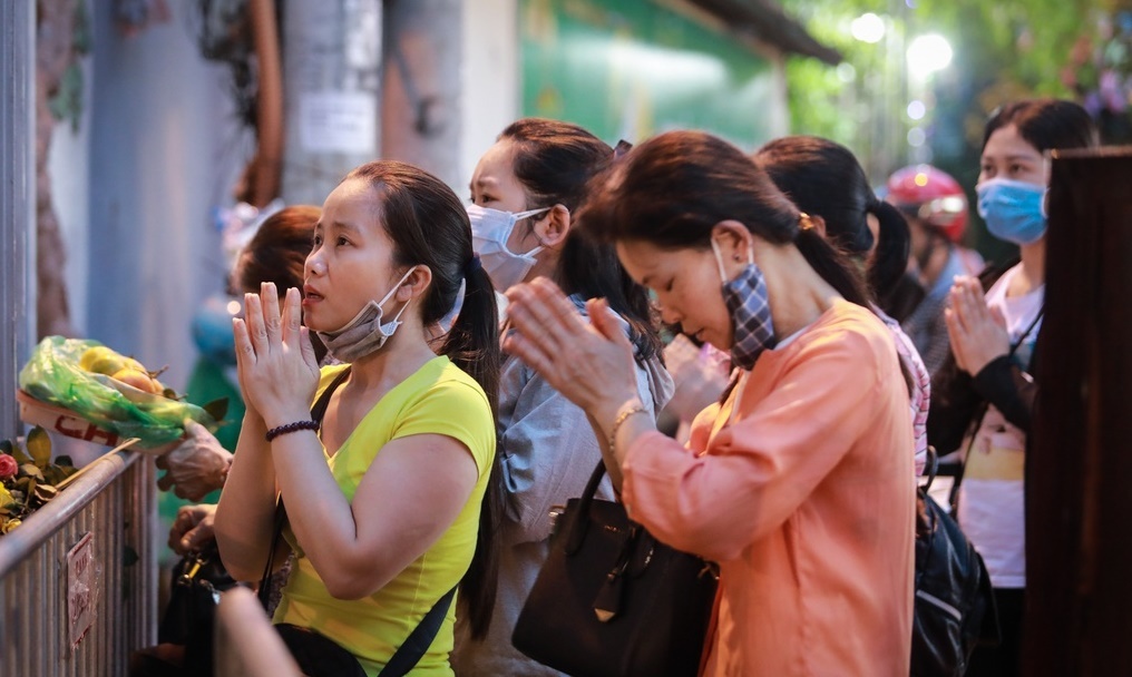 Bo Y te khuyen cao nguoi dan khong ra duong hinh anh