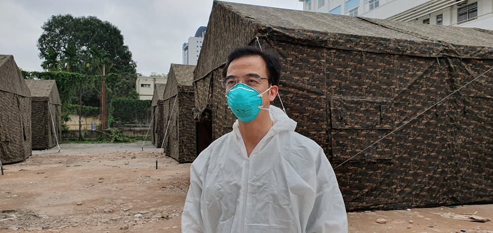 Giam doc Benh vien Bach Mai: 'Benh vien kho khan' hinh anh