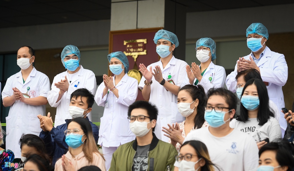 2 benh nhan Covid-19 duoc cong bo khoi benh anh 1