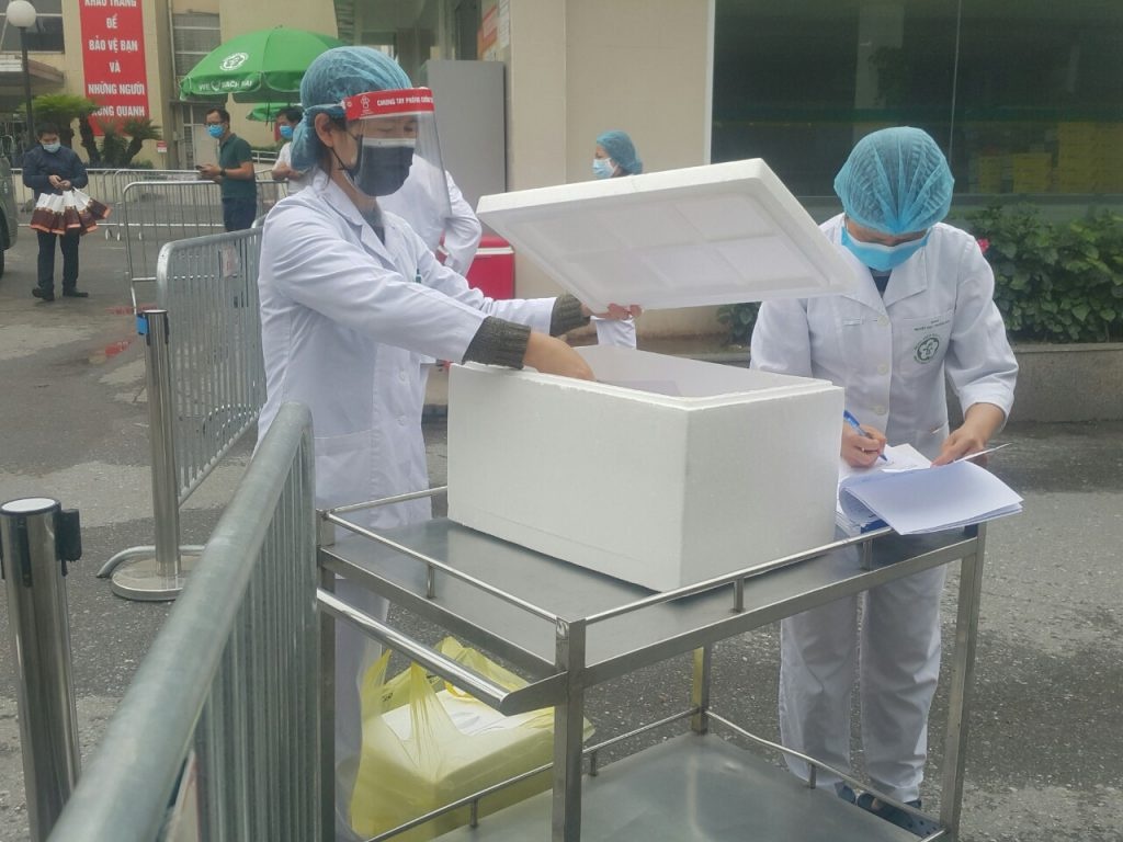 Cuu san phu soc mat mau anh 2