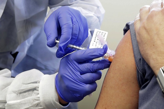 Khu vuc nao o Viet Nam duoc uu tien cap vaccine Covid-19? hinh anh