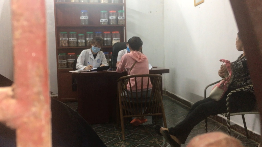 Bộ Y tế vào cuộc vụ lương y Nguyễn Thị Nghê ảnh 2 Bo Y te vao cuoc vu luong y Nguyen Thi Nghe anh 2