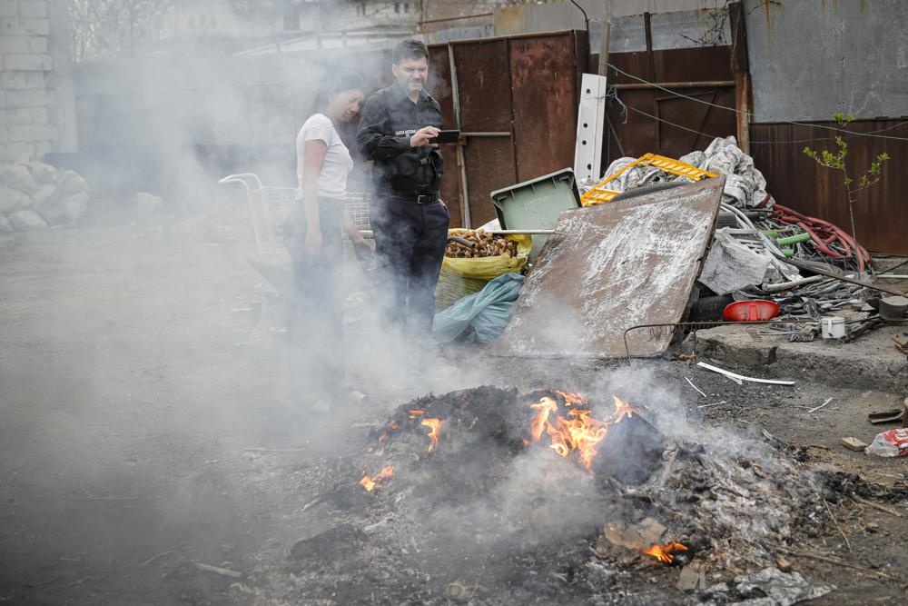 dot rac dien tu anh 1