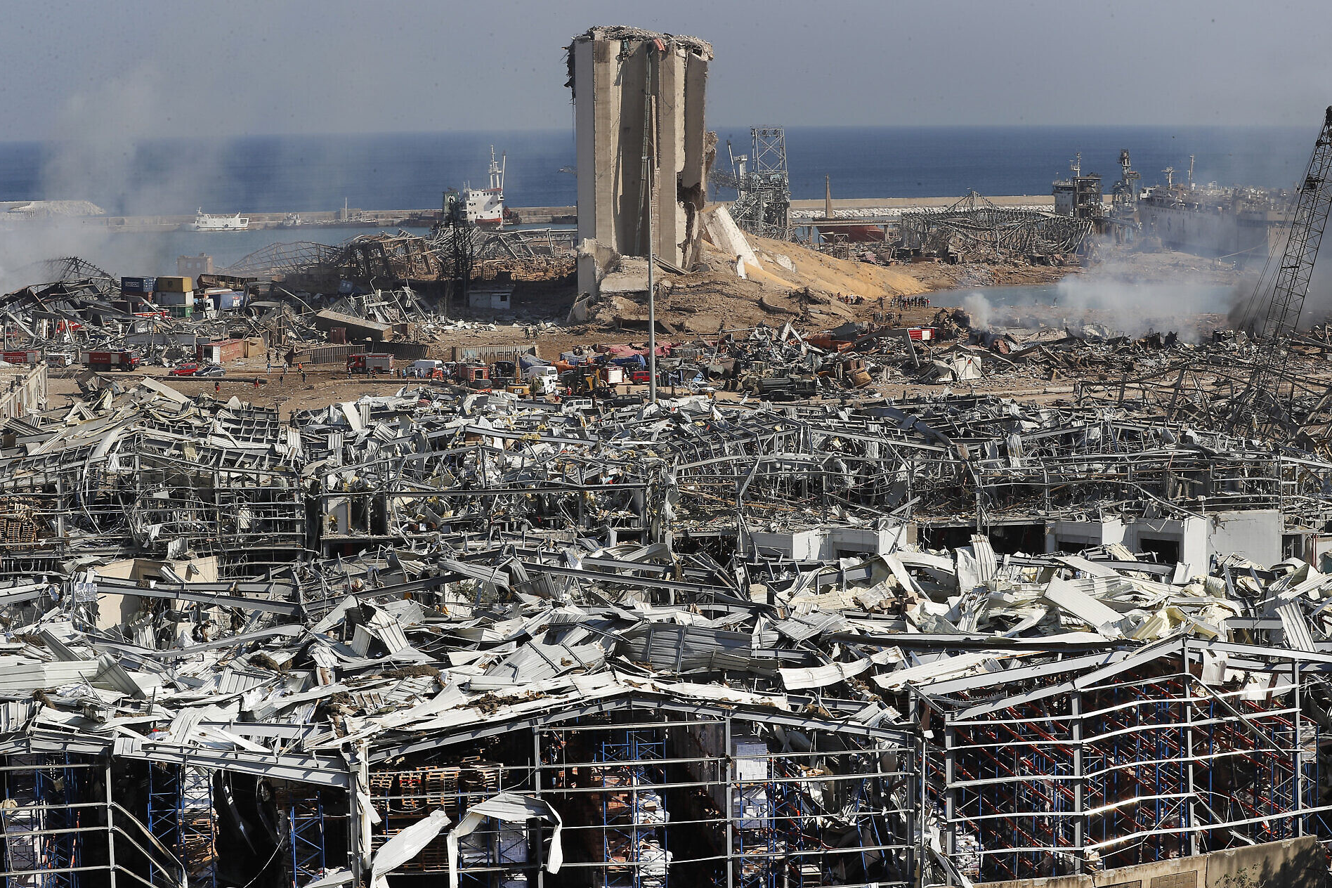 Buc tranh Lebanon sau mot nam vu no khien hon 200 nguoi chet o Beirut hinh anh