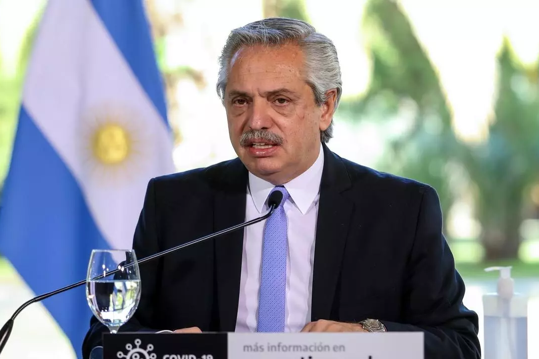 Tong thong Argentina dinh 'va mieng' hinh anh