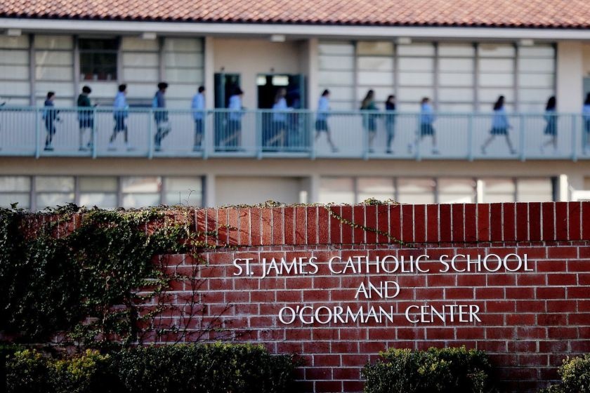 nu tu si bien thu anh 1