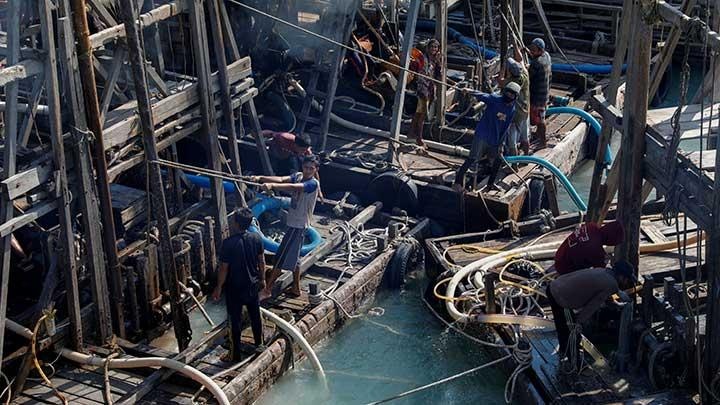 khai thac thiec duoi bien anh 7